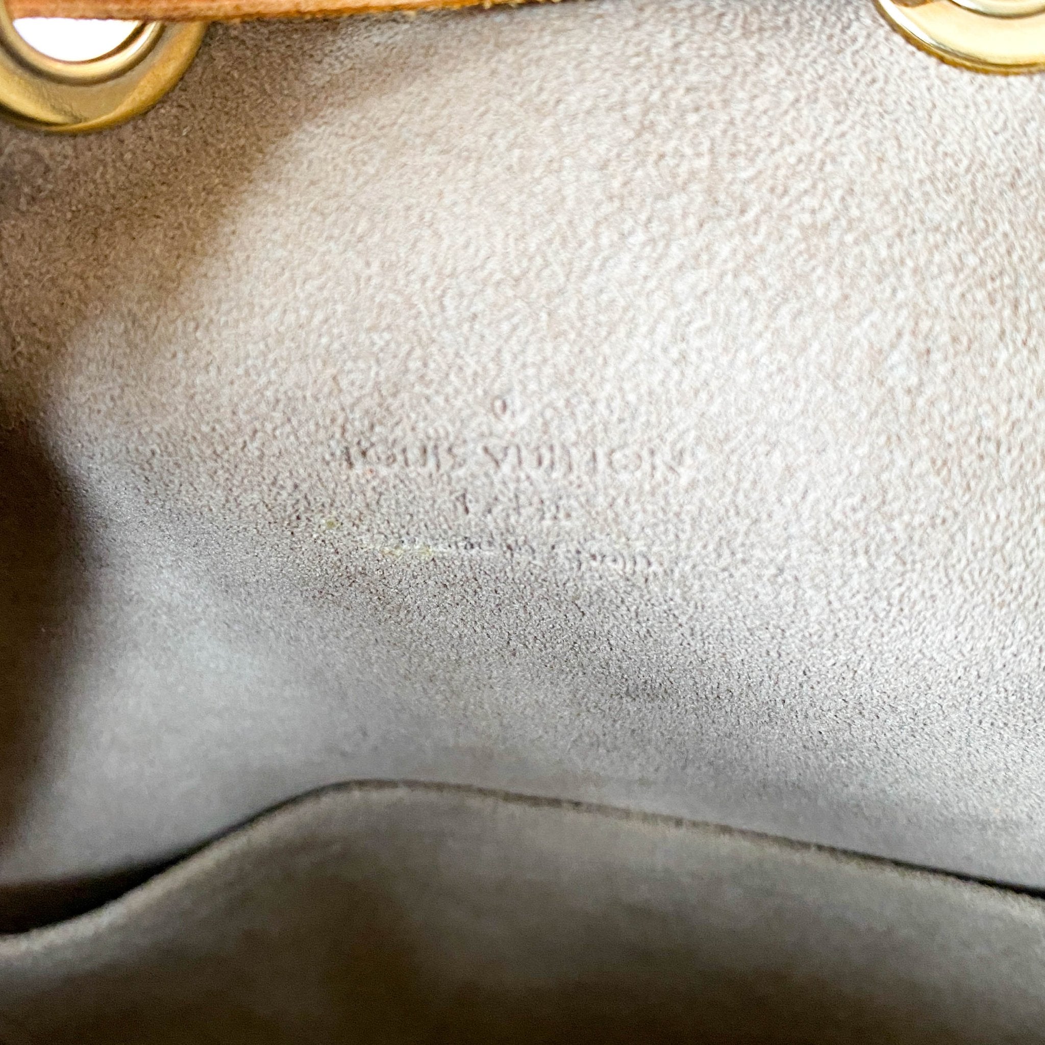 LOUIS VUITTON Takashi Murakami Black Monogram Multicolore Canvas Petit Noé, in , Sold by HIVE PRELOVED - Shoulder Bags, ,