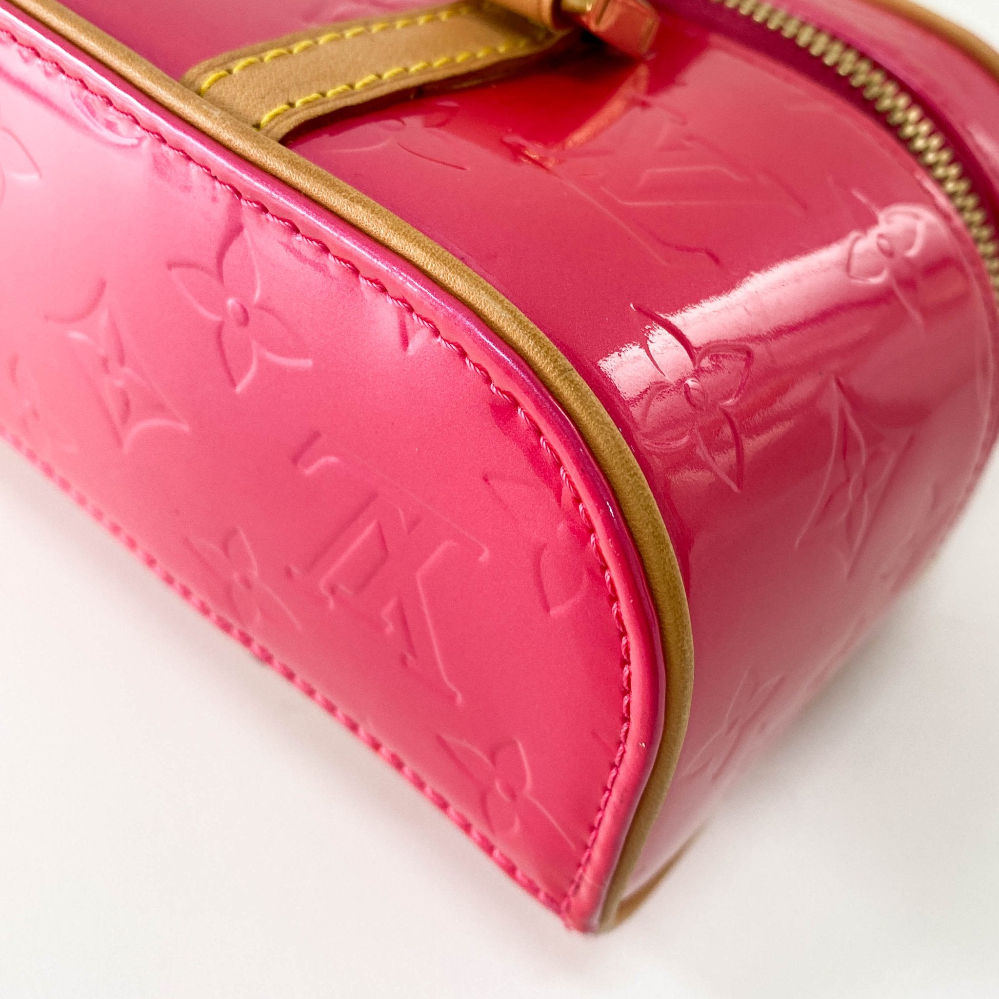 LOUIS VUITTON Vernis Sullivan Pink Horizontal PM Bag, in , Sold by HIVE PRELOVED - Handle Bags, ,