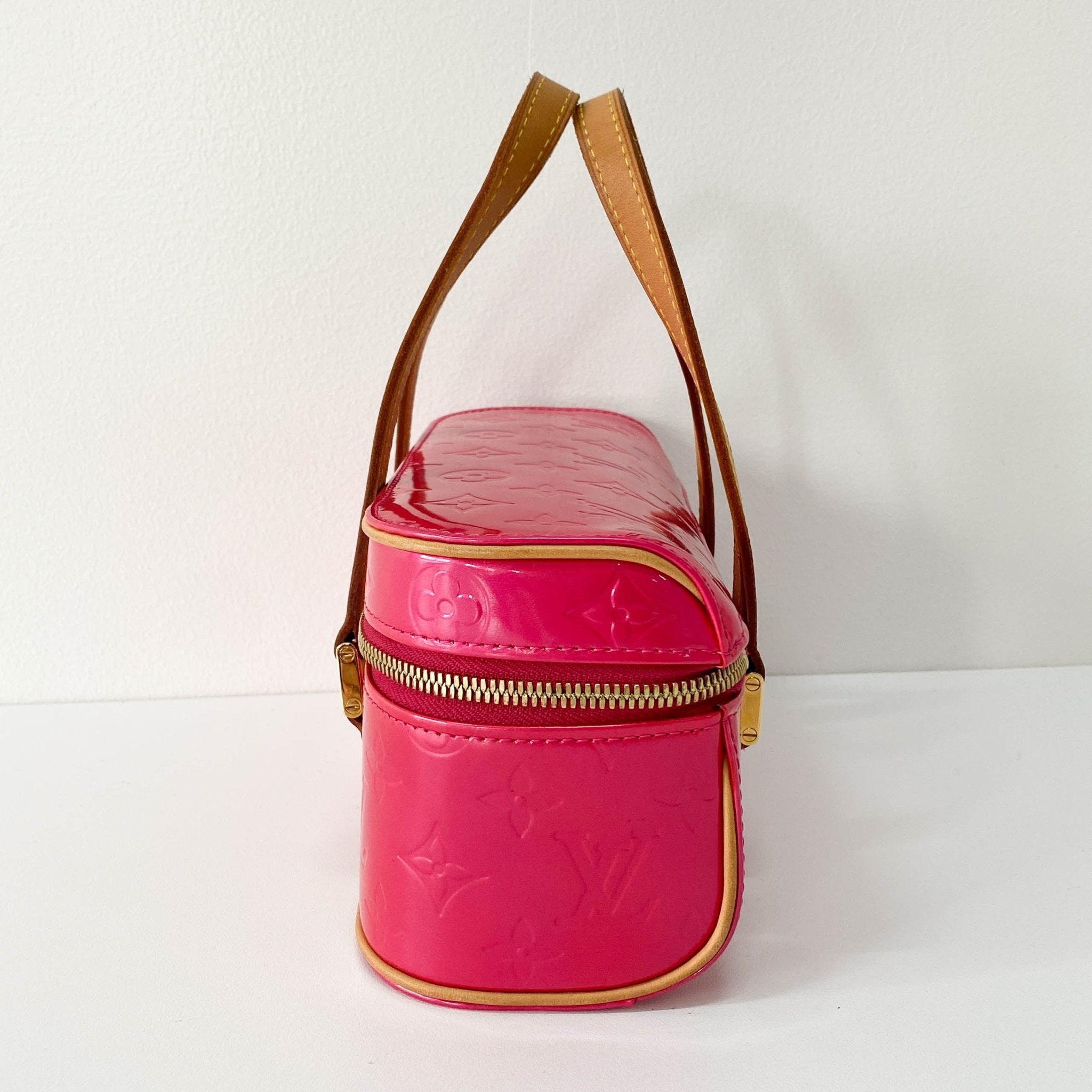 LOUIS VUITTON Vernis Sullivan Pink Horizontal PM Bag, in , Sold by HIVE PRELOVED - Handle Bags, ,