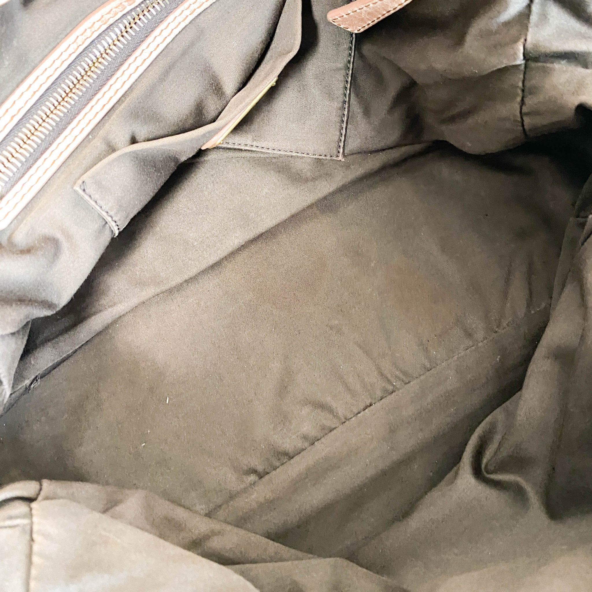 MIU MIU Vitello Pink Leather Hand Bag, in , Sold by HIVE PRELOVED - Handle Bags, Shoulder Bags,