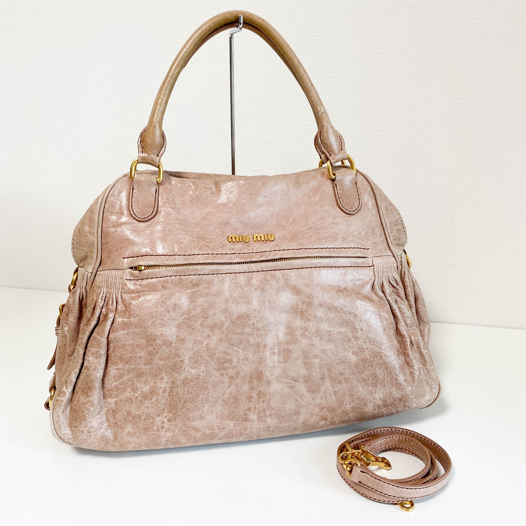 MIU MIU Vitello Pink Leather Hand Bag, in , Sold by HIVE PRELOVED - Handle Bags, Shoulder Bags,