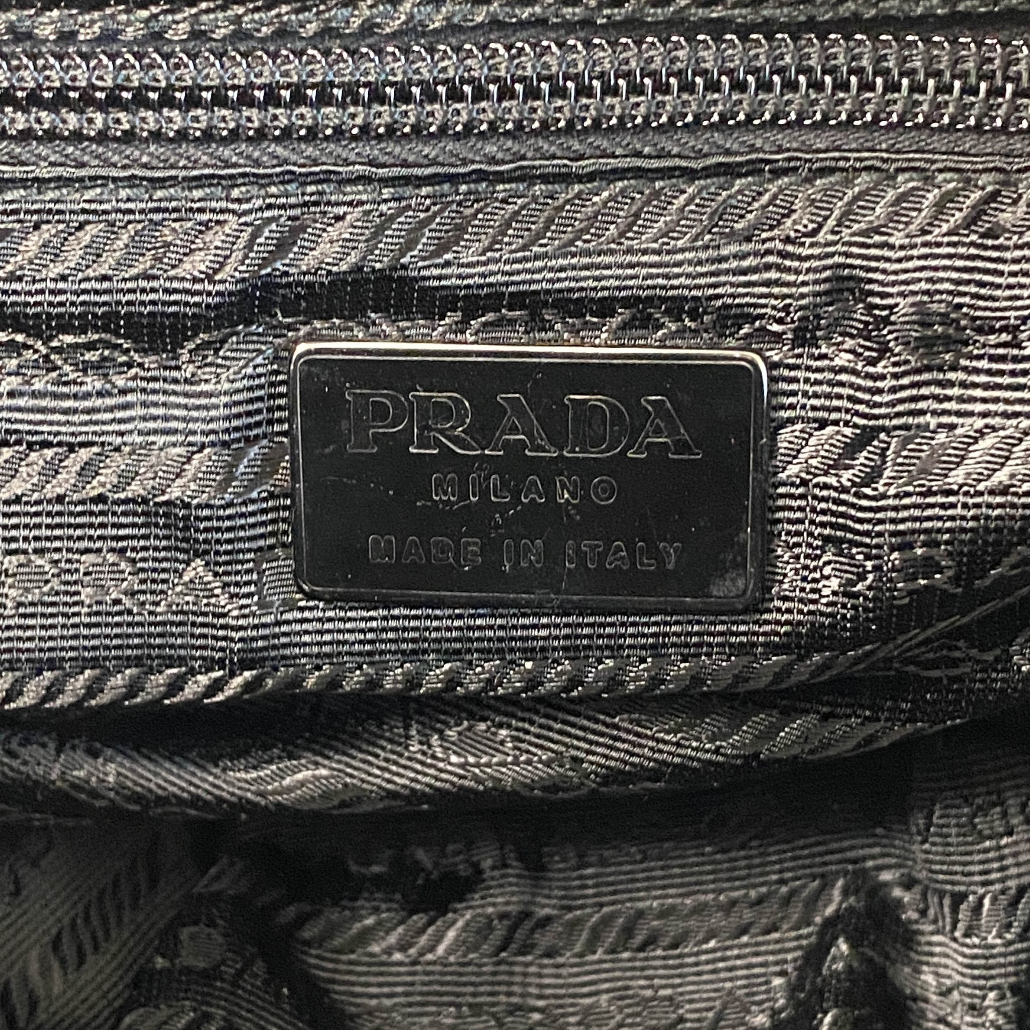 PRADA Archive Black Leather Top Handle Bag – HIVE PRELOVED
