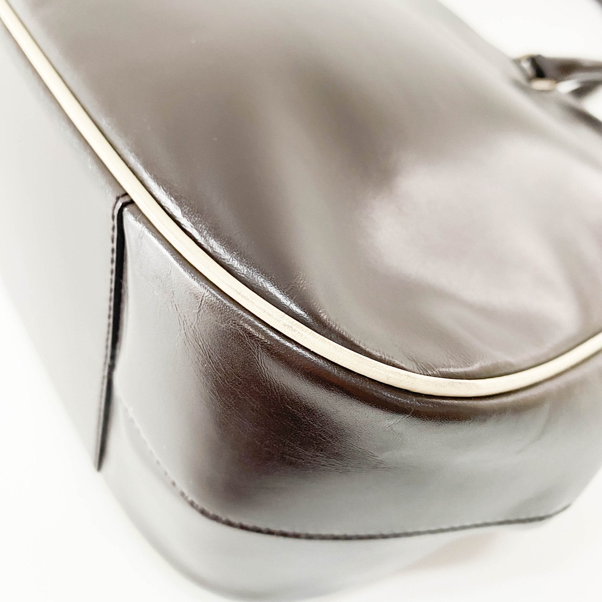 バッグ PRADA Vintage Brown Shoulder Bag PRADA Vintage Dark Brown Shoulder Bag, Designer Chocolate