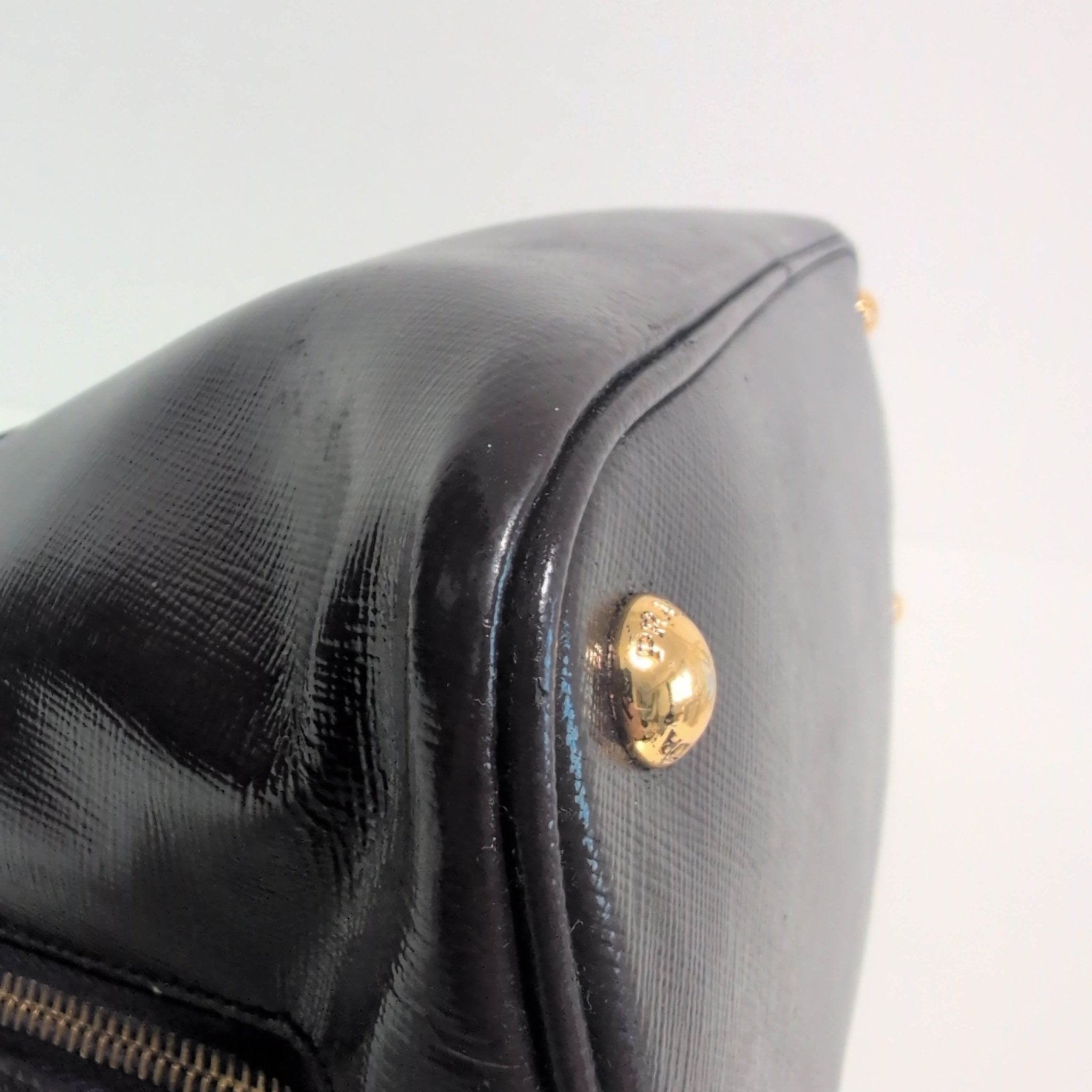 PRADA Saffiano Lux Tote in Purple Leather Hand bag, in , Sold by HIVE PRELOVED - Handle Bags, Shoulder Bags,