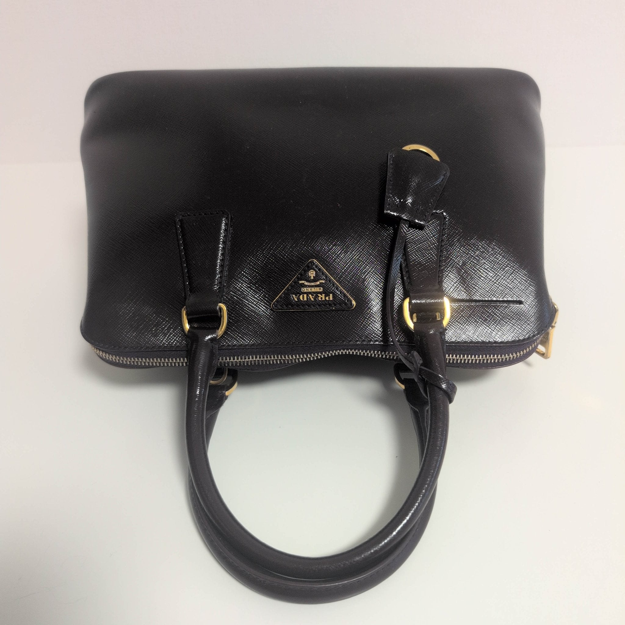 PRADA Saffiano Lux Tote in Purple Leather Hand bag, in , Sold by HIVE PRELOVED - Handle Bags, Shoulder Bags,