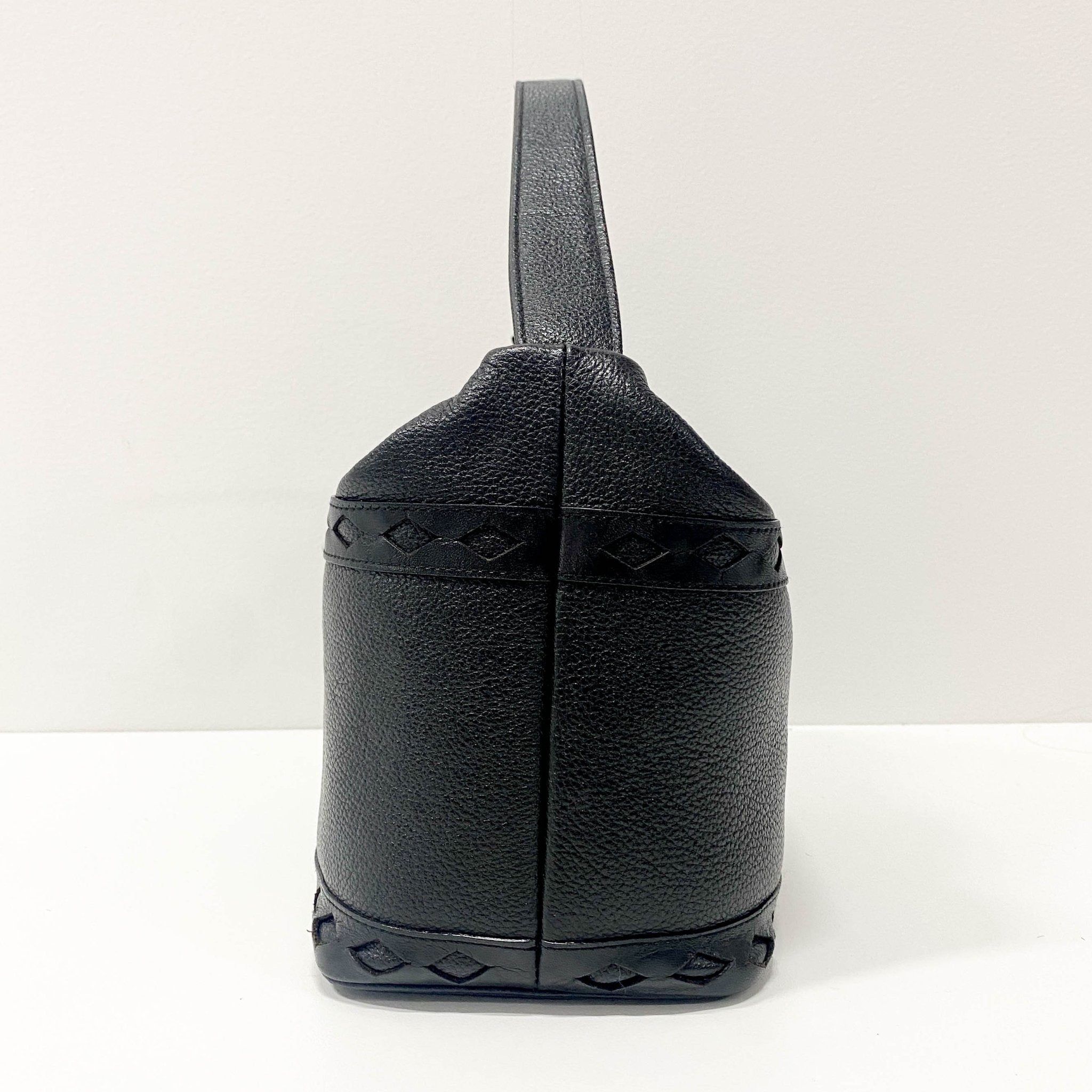 SAINT LAURENT Black Leather Handbag, in , Sold by HIVE PRELOVED - Handle Bags, ,