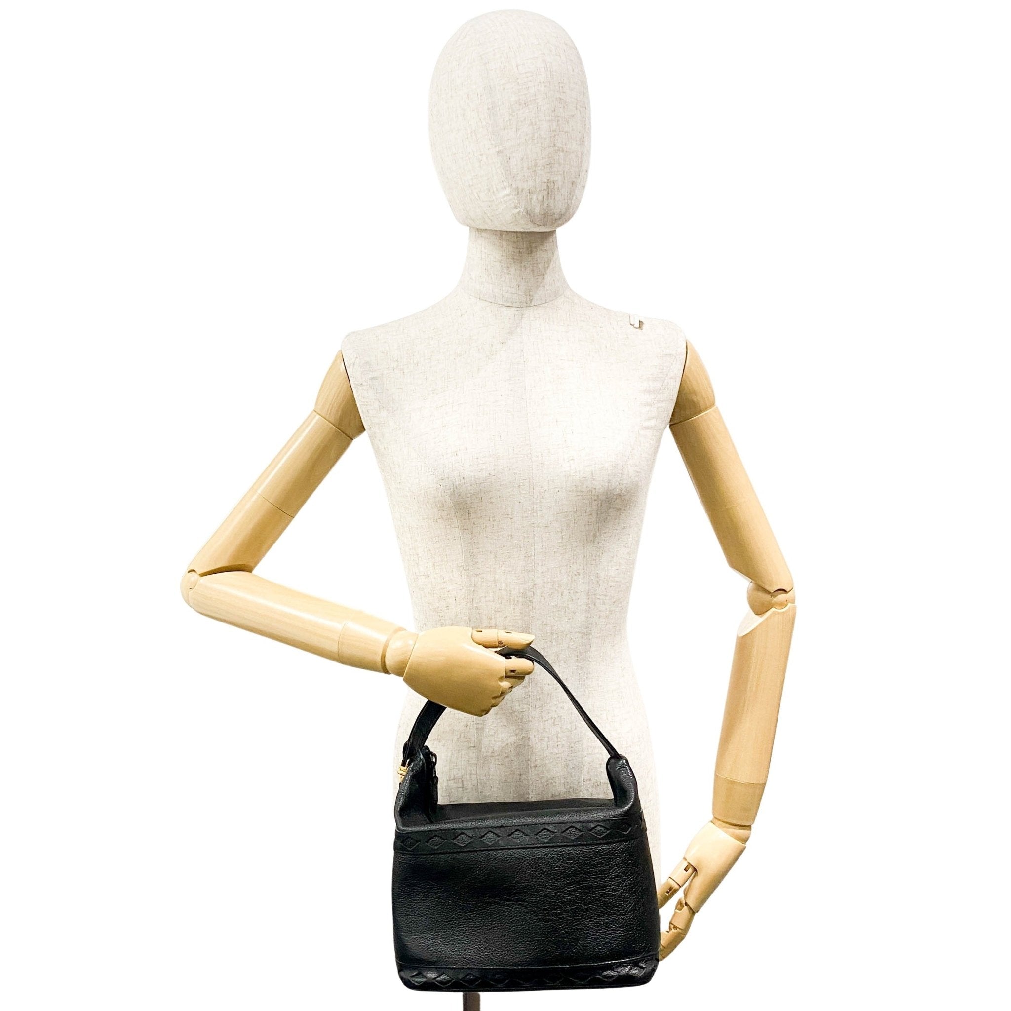 SAINT LAURENT Black Leather Handbag, in , Sold by HIVE PRELOVED - Handle Bags, ,