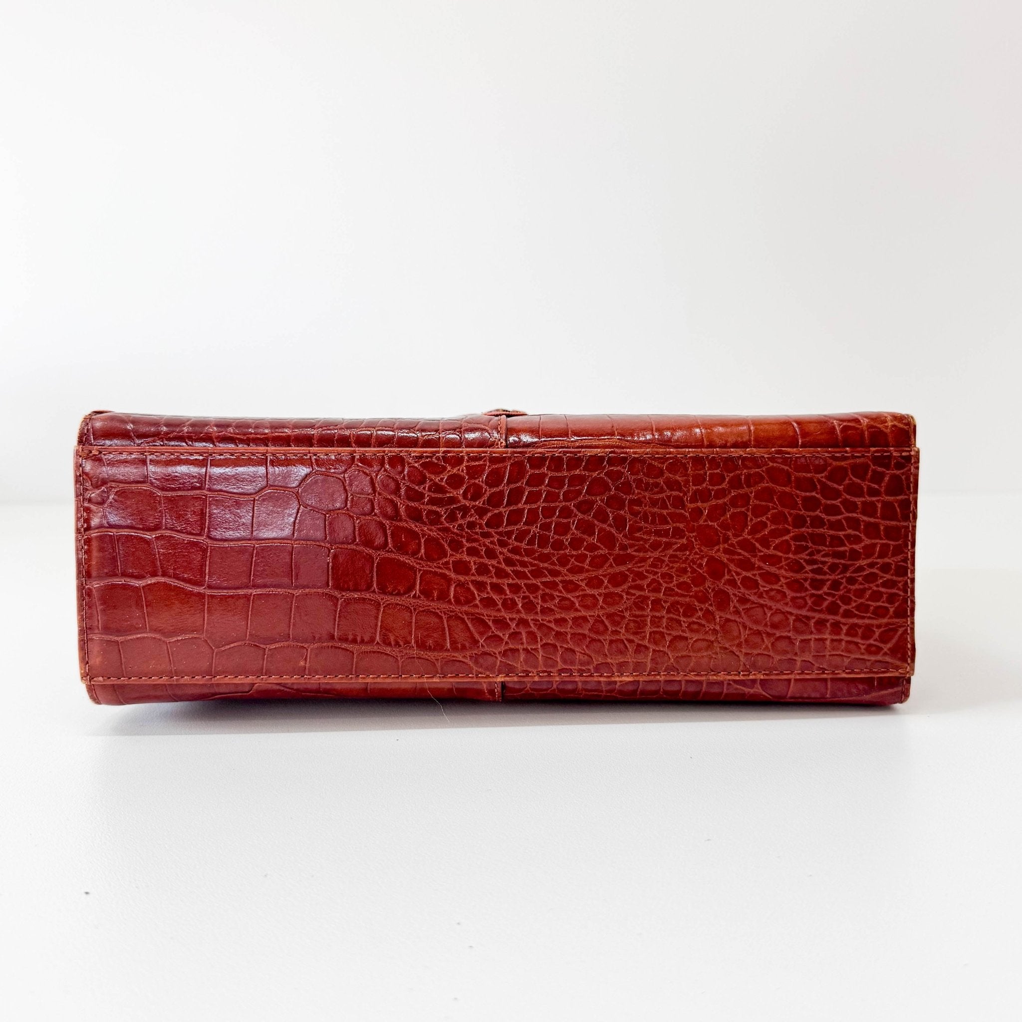 SAINT LAURENT Cassandra Brown Leather Handbag, in , Sold by HIVE PRELOVED - Handle Bags, ,